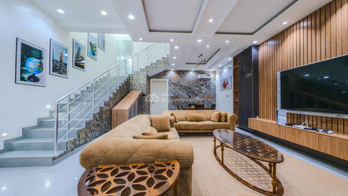 Luxury 4 Bedroom Apartment, Lekki Phase 1, Lekki, Lagos, Flat / Apartment Short Let