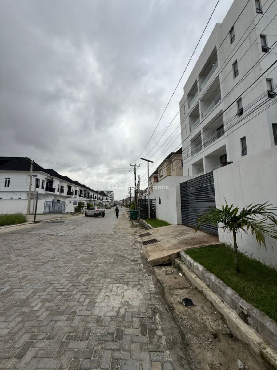 Two Bedroom  penthouse Apartment, Gbagbala Street, Ikate, Lekki, Lagos, Flat / Apartment for Sale