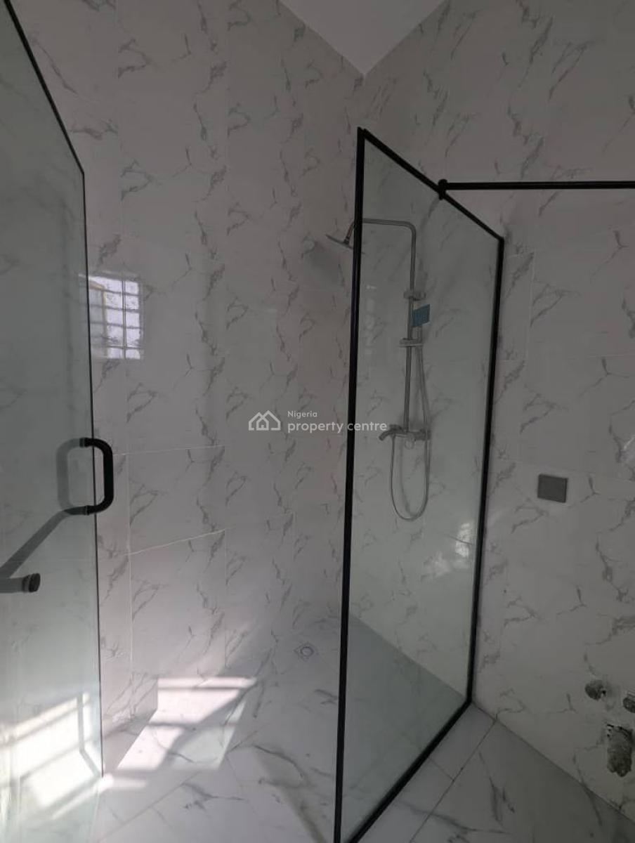 1 Bedroom Apartment with Communal Swimming Pool & Gym, Ikate, Lekki, Lagos, Flat / Apartment for Rent