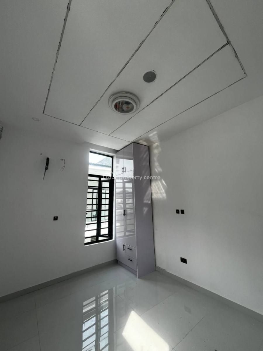 5 Bedroom Detached House with Bq, Second Toll Gate, Lekki Phase 2, Lekki, Lagos, Detached Duplex for Sale