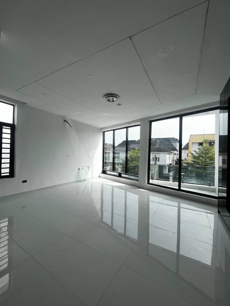 5 Bedroom Detached House with Bq, Second Toll Gate, Lekki Phase 2, Lekki, Lagos, Detached Duplex for Sale