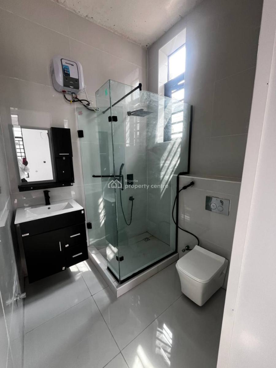 5 Bedroom Detached House with Bq, Second Toll Gate, Lekki Phase 2, Lekki, Lagos, Detached Duplex for Sale