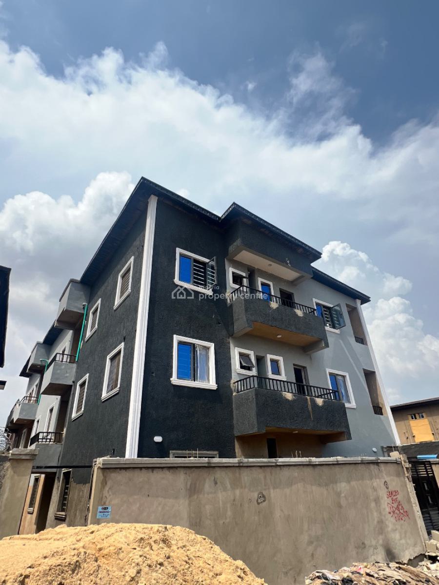 1 Bedroom Apartment, Ladilak, Shomolu, Pedro, Gbagada, Lagos, Mini Flat (room and Parlour) for Sale