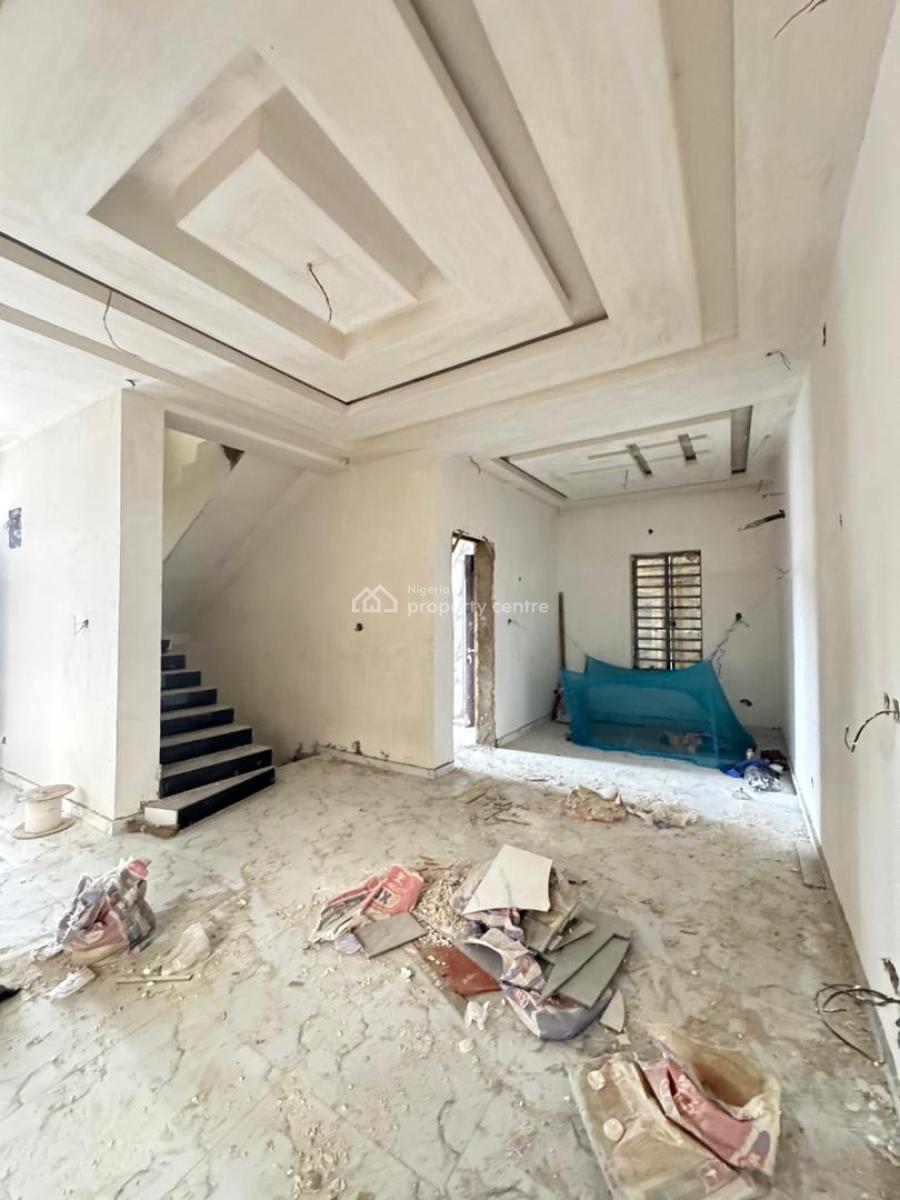 Well Built 4 Bedroom Semi Detached Duplex in Serene Environment, Yaba, Lagos, Semi-detached Duplex for Sale