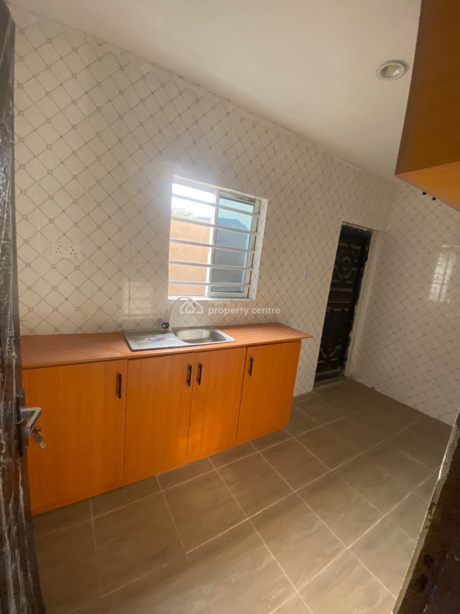 Luxury 2 Bedroom Apartment (only 4 in a Compound), Agunbiade Axis, Ogombo, Ajah, Lagos, Flat / Apartment for Rent