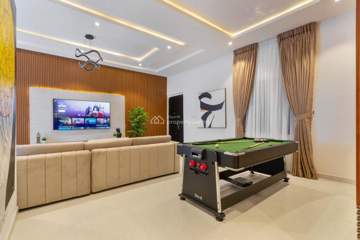 Luxury 2 Bedroom Apartment, Lekki Phase 1, Lekki, Lagos, Flat / Apartment Short Let