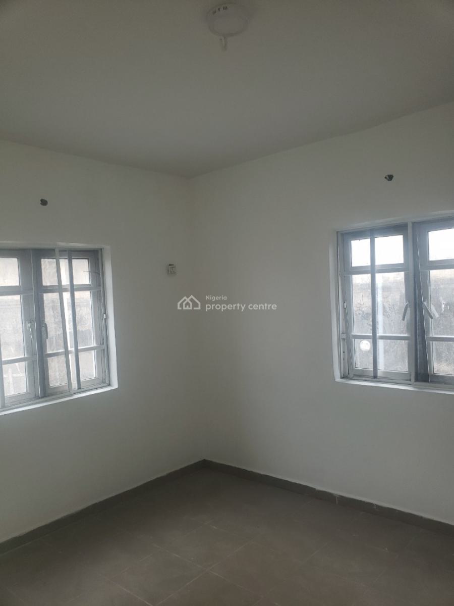 Newly Renovated 2 Bedrooms Flat, Oworonshoki, Gbagada, Lagos, Flat / Apartment for Rent