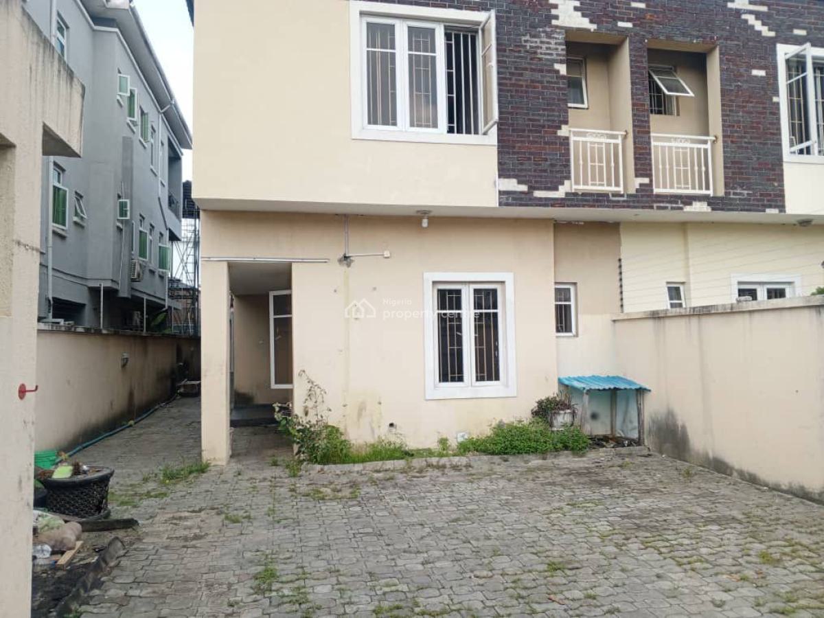 5 Bedroom Semi Detached Duplex with Bq, Lekki Phase 1, Lekki, Lagos, Semi-detached Duplex for Rent