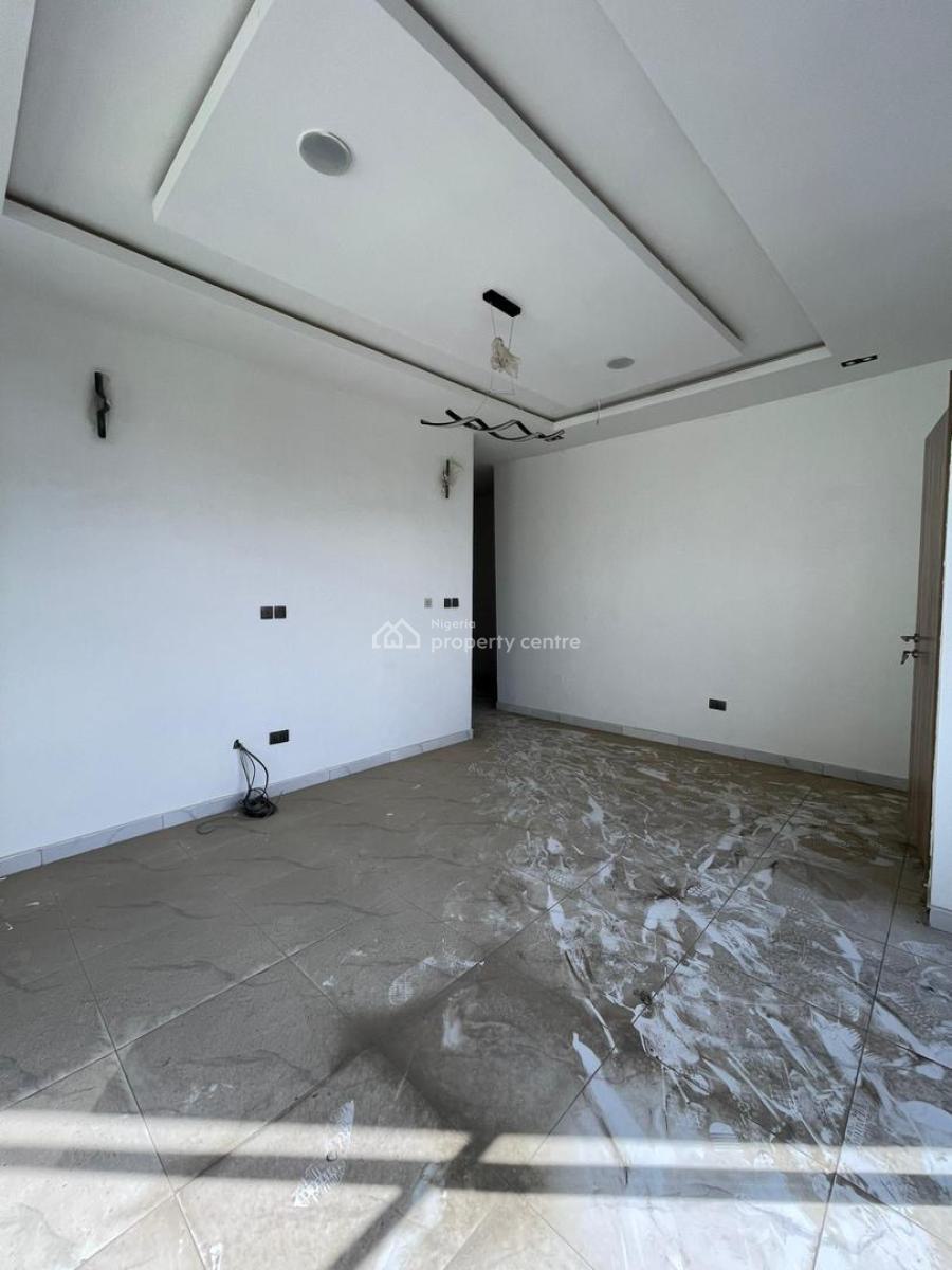 Spacious 1 Bedroom Apartment, Ologolo, Lekki, Lagos, Mini Flat (room and Parlour) for Sale