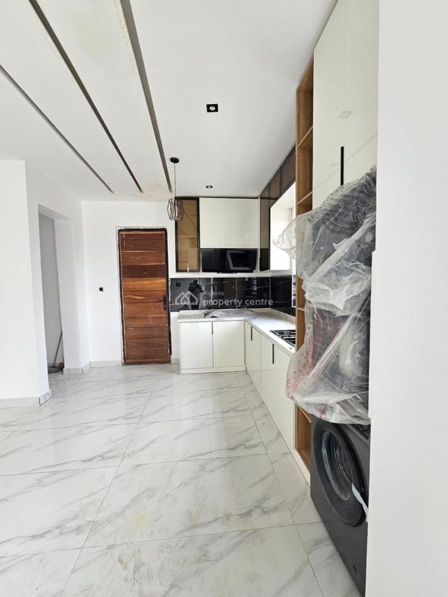 Classy 2 Bedroom Apartment with Swimming Pool, Gym, Ikate, Lekki Phase 1, Lekki, Lagos, Flat / Apartment for Sale