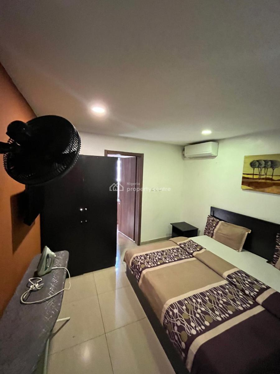 Luxury 2 Bedrooms Apartments with Pool and Other Great Amenities, Off Oba Akinjobi Street, Ikeja Gra, Ikeja, Lagos, Flat / Apartment Short Let