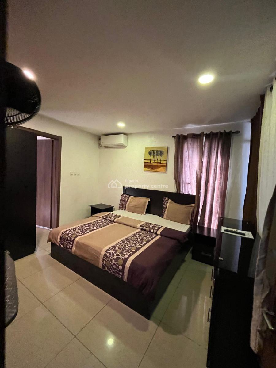 Luxury 2 Bedrooms Apartments with Pool and Other Great Amenities, Off Oba Akinjobi Street, Ikeja Gra, Ikeja, Lagos, Flat / Apartment Short Let