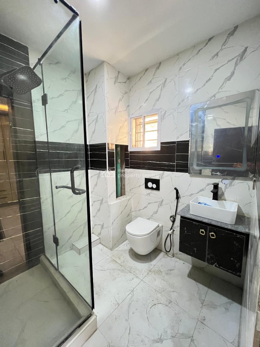 Brand New 2 Bedroom Flat with, Pool & Gym, Freedom Way, Lekki Phase 1, Lekki, Lagos, Flat / Apartment for Sale