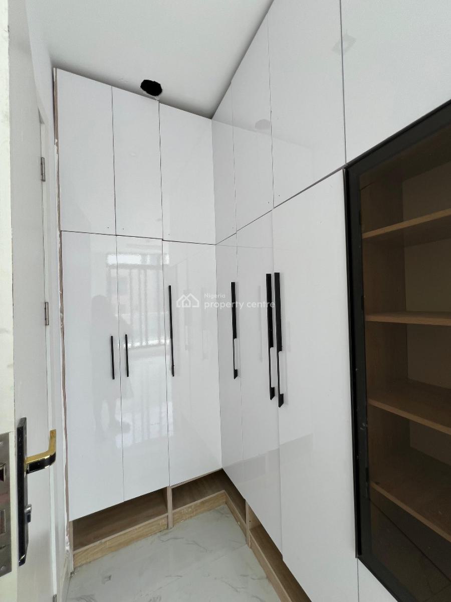 Well Finished 2 Bedroom Apartment with Pool & Elevator, Freedom Way, Lekki Phase 1, Lekki, Lagos, Flat / Apartment for Sale