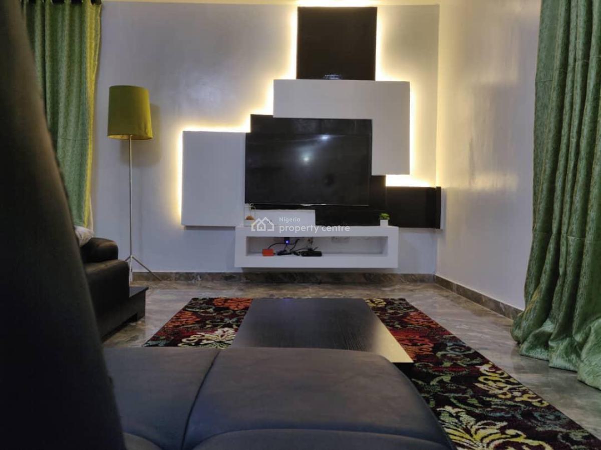 Unfurnished 3 Edroom Flat No Bq, Adeniyi Cooker St Dideolu Estate, Victoria Island (vi), Lagos, Flat / Apartment for Rent