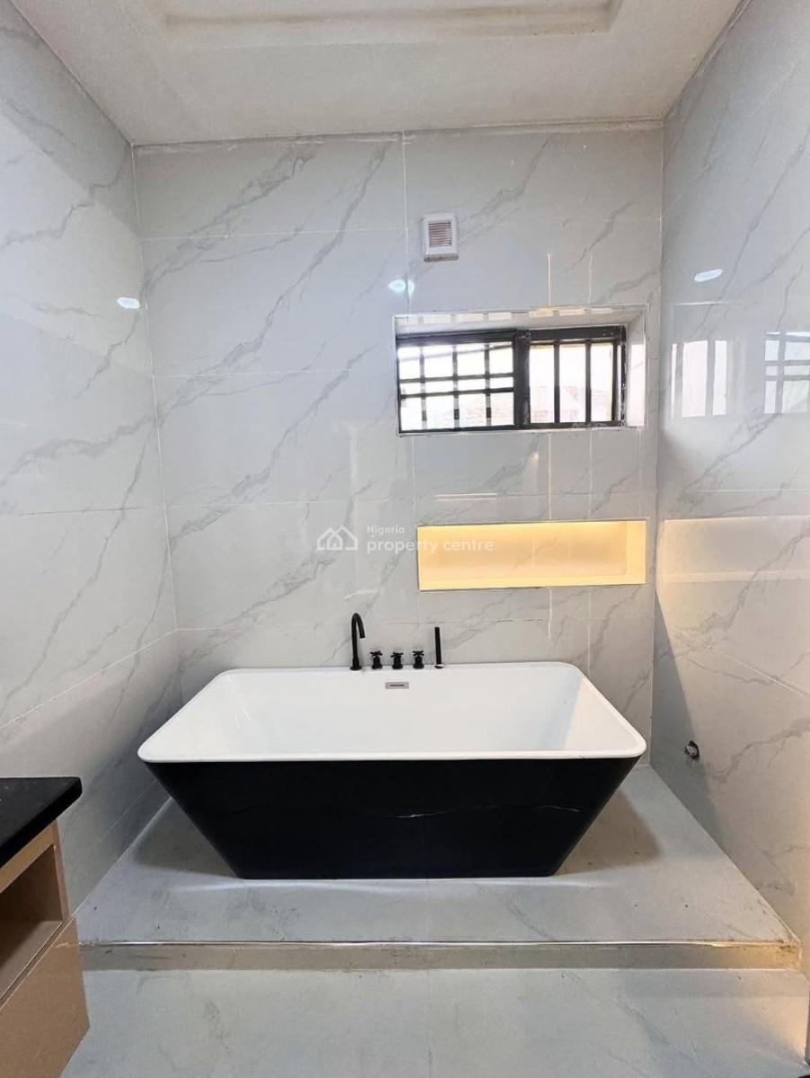 5 Bedroom Detached Duplex with Bq, Chevron, Lekki, Lagos, Detached Duplex for Sale