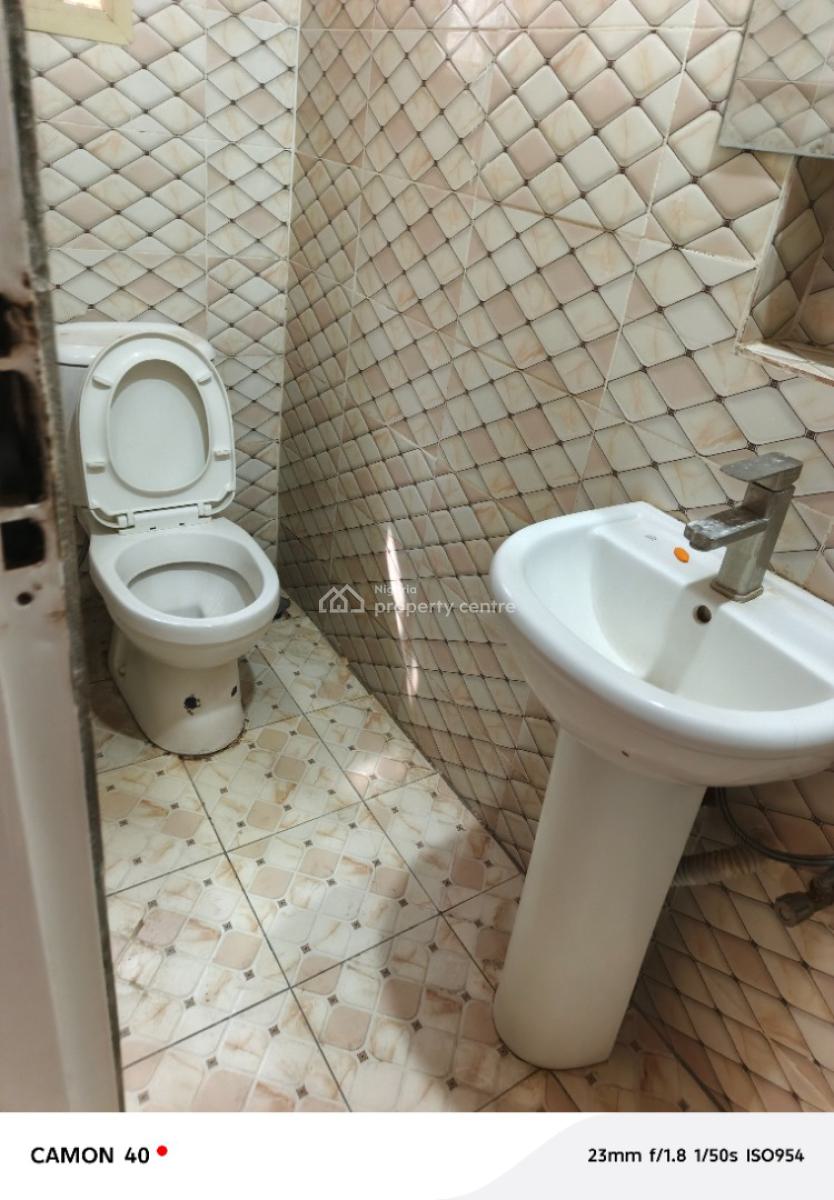 Spacious 2 Bedroom Flat, Idu Industrial, Abuja, Flat / Apartment for Rent