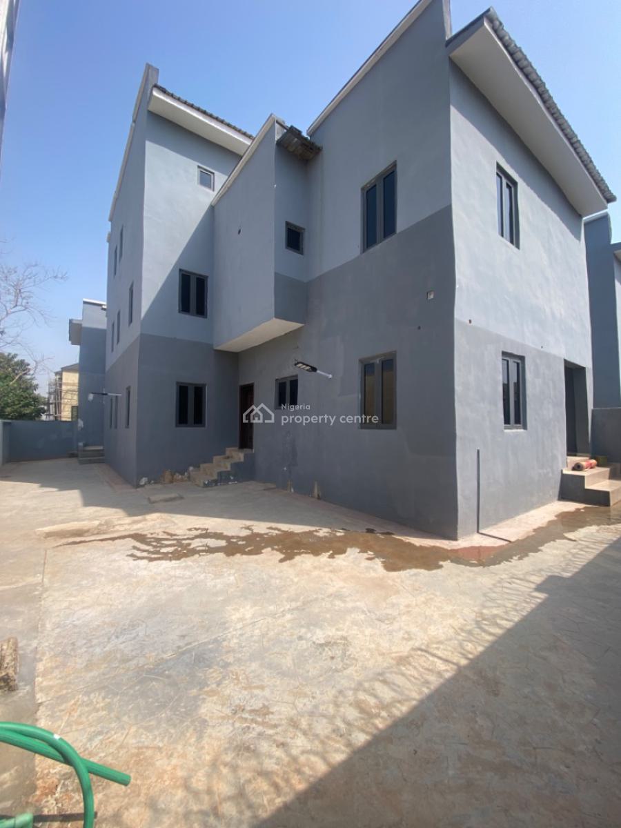 5 Bedroom Terrace with 2 Lounge in a Sweet Estate /shell, Gaduwa, Abuja, Terraced Duplex for Sale