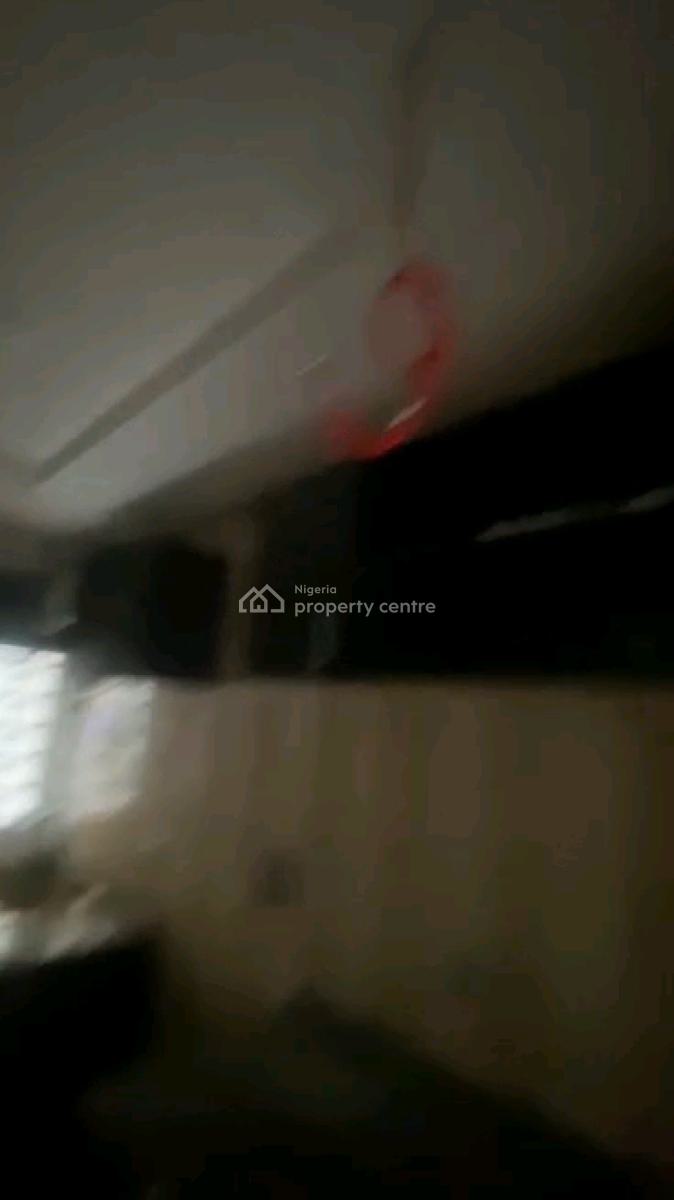 Standard 3 Bedroom Ground Floor with Personal Prepaid, Off Herbert Macauley Way, Alagomeji, Yaba, Lagos, Flat / Apartment for Rent