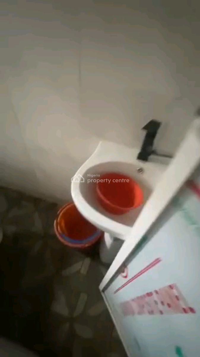 Standard 3 Bedroom Ground Floor with Personal Prepaid, Off Herbert Macauley Way, Alagomeji, Yaba, Lagos, Flat / Apartment for Rent