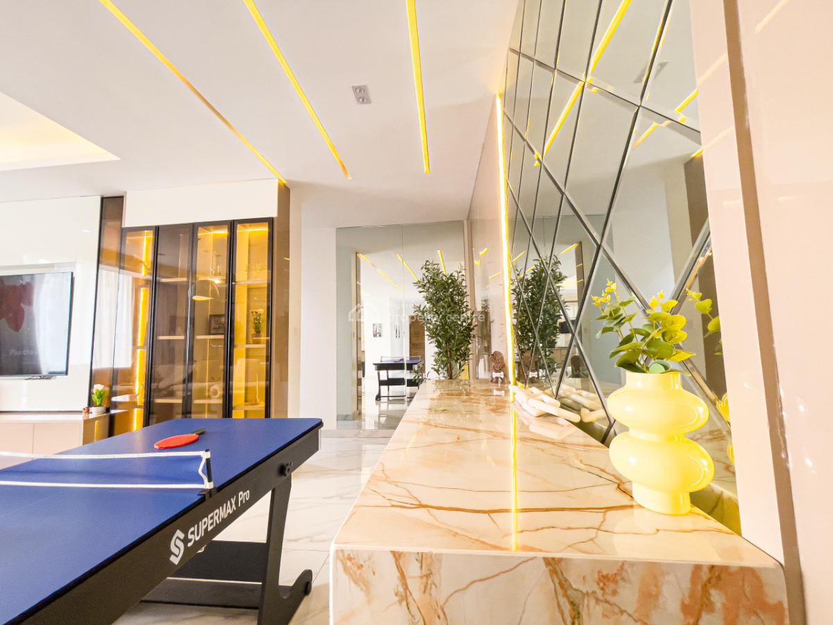 Brand New Luxury 2 Bedroom Penthouse with Pool, Lekki Phase 1, Lekki, Lagos, Flat / Apartment Short Let