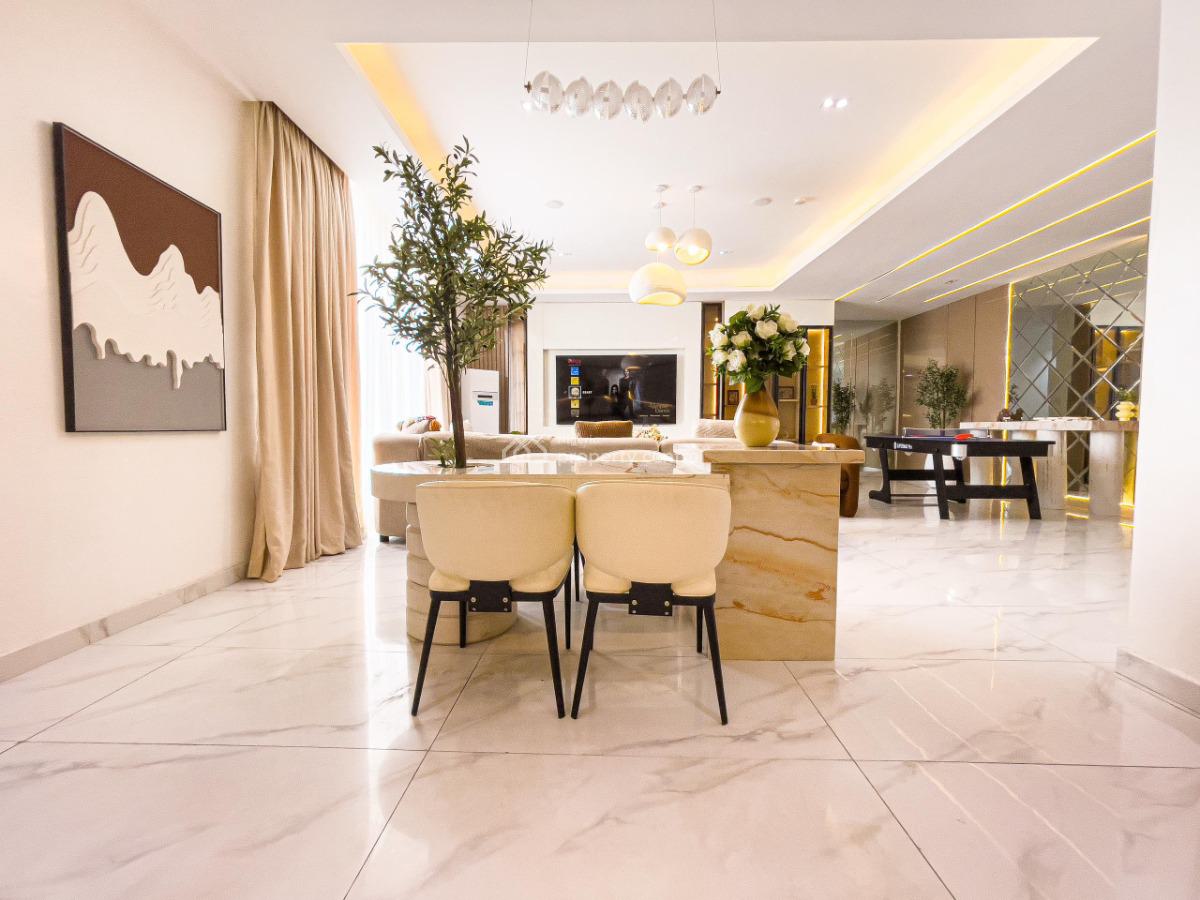 Brand New Luxury 2 Bedroom Penthouse with Pool, Lekki Phase 1, Lekki, Lagos, Flat / Apartment Short Let