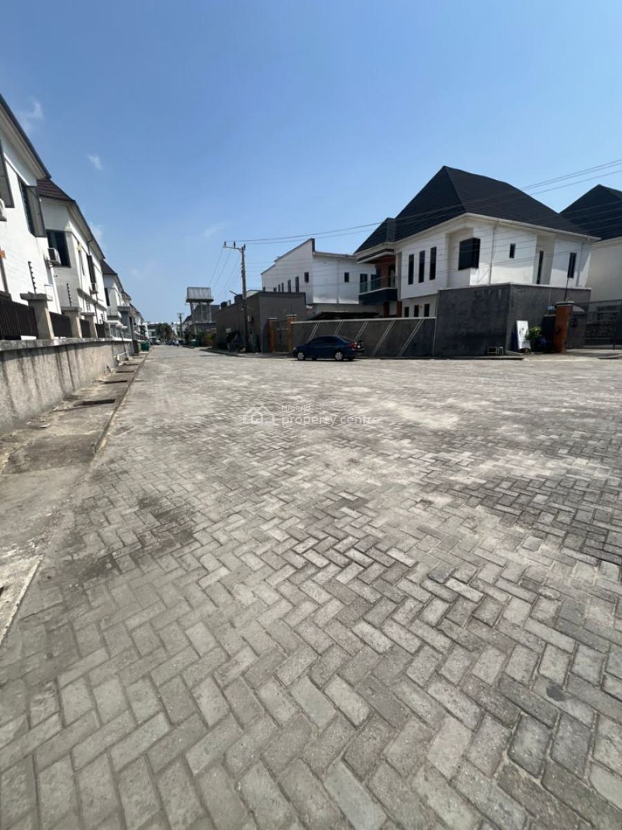 Spacious 4 Bedroom Terraced Duplex with Inverter, Curtains, & Oven, Emcel Gardens Estate, Orchid, Lekki, Lagos, Terraced Duplex for Rent