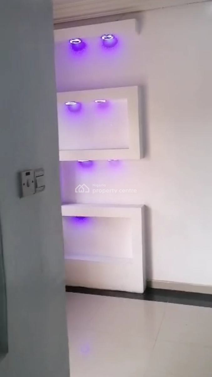Clean 3 Bedroom Flat with Wardrobe Video Available, Gra Phase 1, Magodo, Lagos, Flat / Apartment for Rent