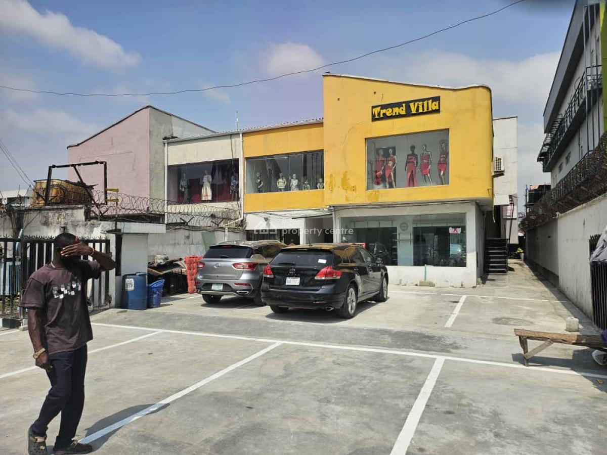3 Bedroom Flat, Open Ground-floor Commercial Space, Fola Osibo Rd, Lekki Phase 1, Lekki, Lagos, Commercial Property for Rent