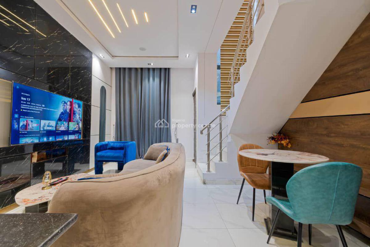 Dblue Luxury and Spacious One Bedroom Apartment, Lekki Phase 1, Lekki, Lagos, Mini Flat (room and Parlour) Short Let