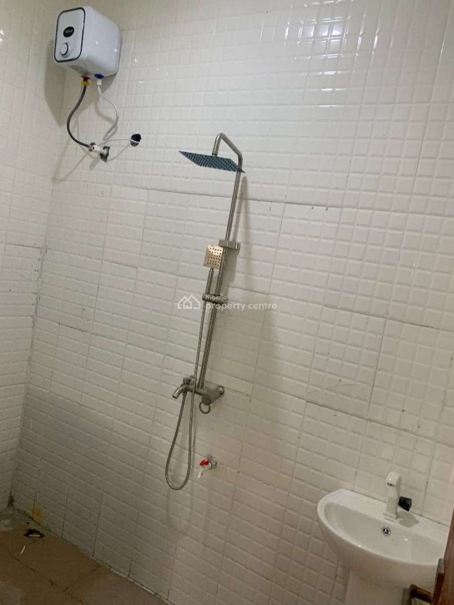 Extra Large Mini Flat Upstairs with Pop Finishing, Guest Toilet, Abijo Gra, Ajah, Lagos, Mini Flat (room and Parlour) for Rent