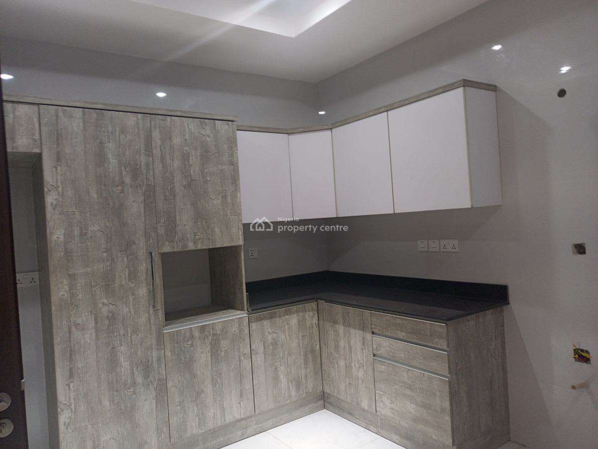 Fully Furnished.   Tastefully Finished Spacious Brand Newly Built., By Katampe Extension, Katampe Extension, Katampe, Abuja, Flat / Apartment for Rent