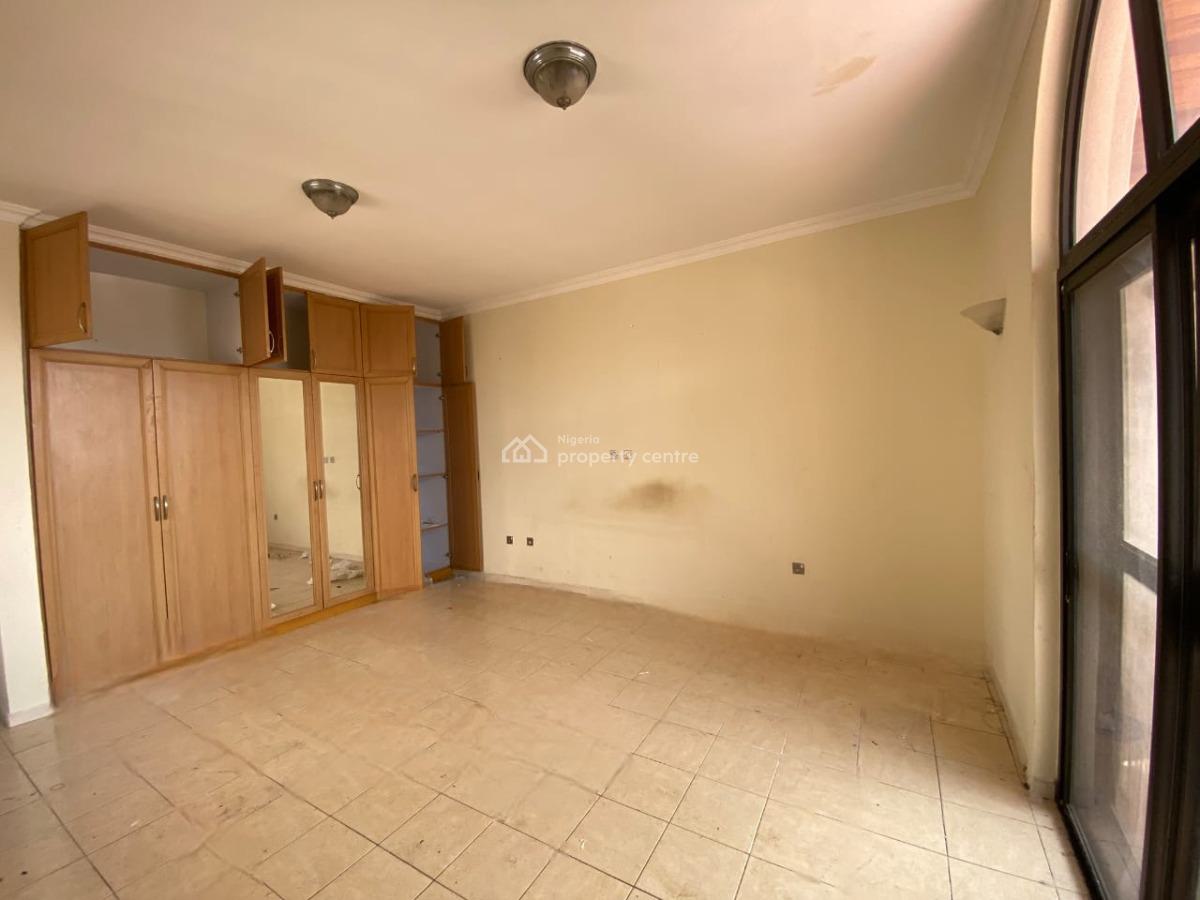 Serviced 4 Bedroom Terrace Duplex with Bq and Swimming Pool, Off Alexander Road, Old Ikoyi, Ikoyi, Lagos, Terraced Duplex for Rent