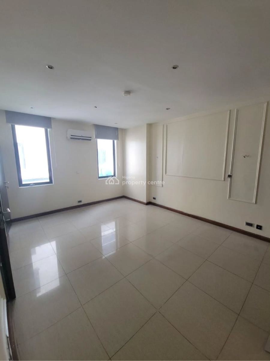Serviced 4 Bedroom Flat with Bq, Swimming Pool and Elevator, Off Alexander Road, Old Ikoyi, Ikoyi, Lagos, Flat / Apartment for Rent