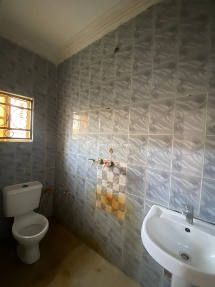 2 Bedroom Flat, Aja’s Bell Estate, Ogombo, Ajah, Lagos, Flat / Apartment for Rent
