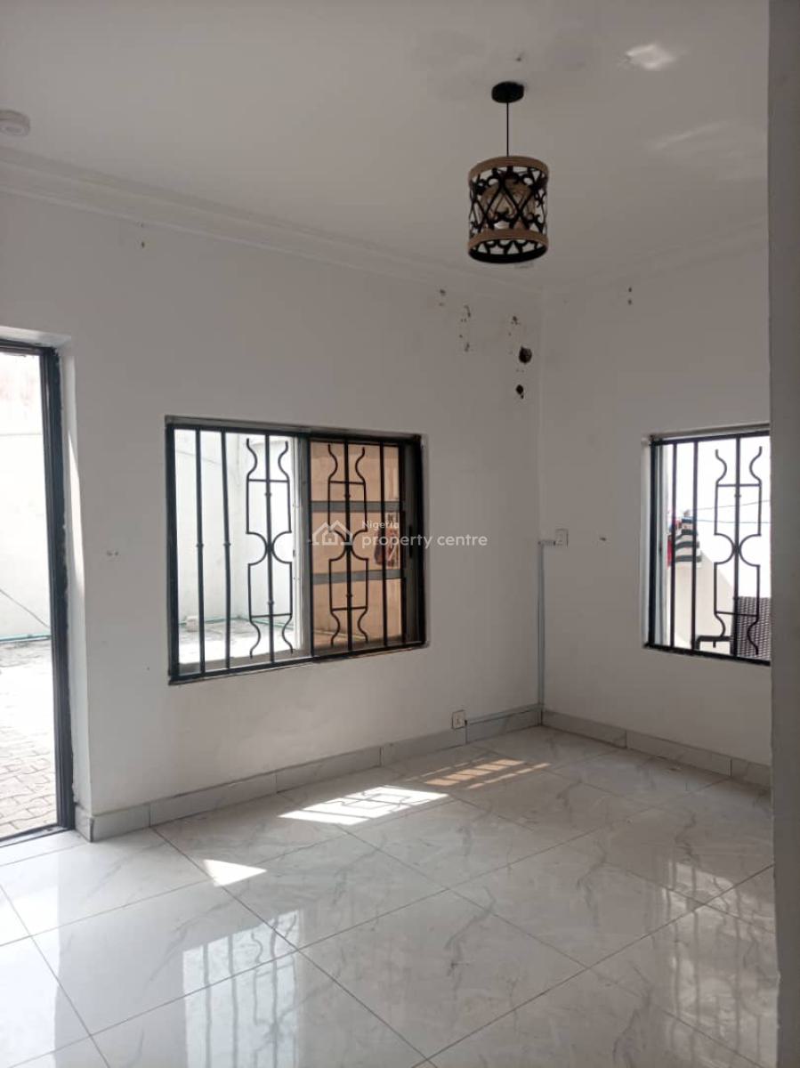 Clean Mini Flat / Room & Parlour Apartment, Conservation Road, Lekki Phase 2, Lekki, Lagos, Mini Flat (room and Parlour) for Rent