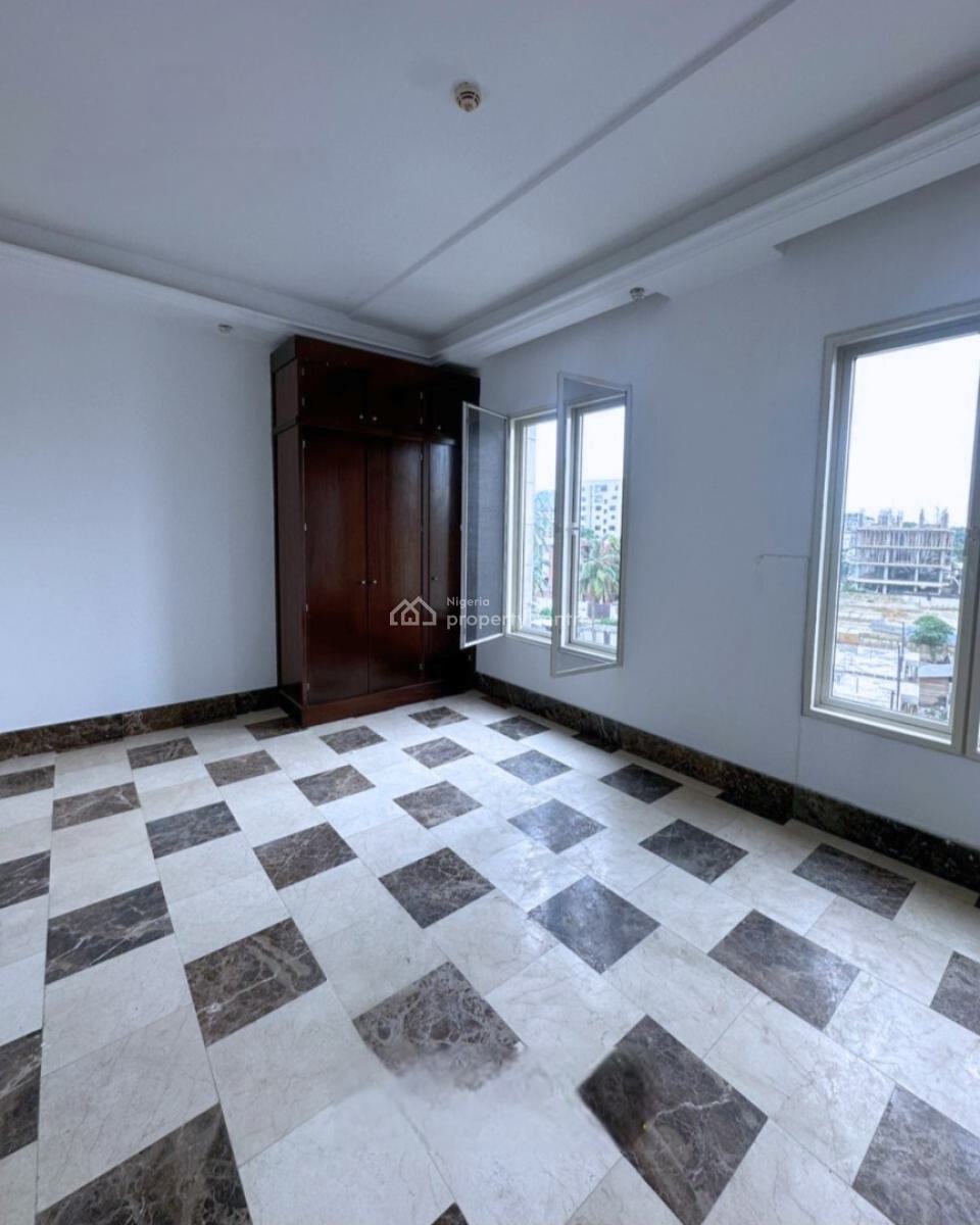 Serviced 3 Bedroom Maisonette with Bq,swimming Pool and Gym, Off Gerrard Road, Old Ikoyi, Ikoyi, Lagos, Flat / Apartment for Rent