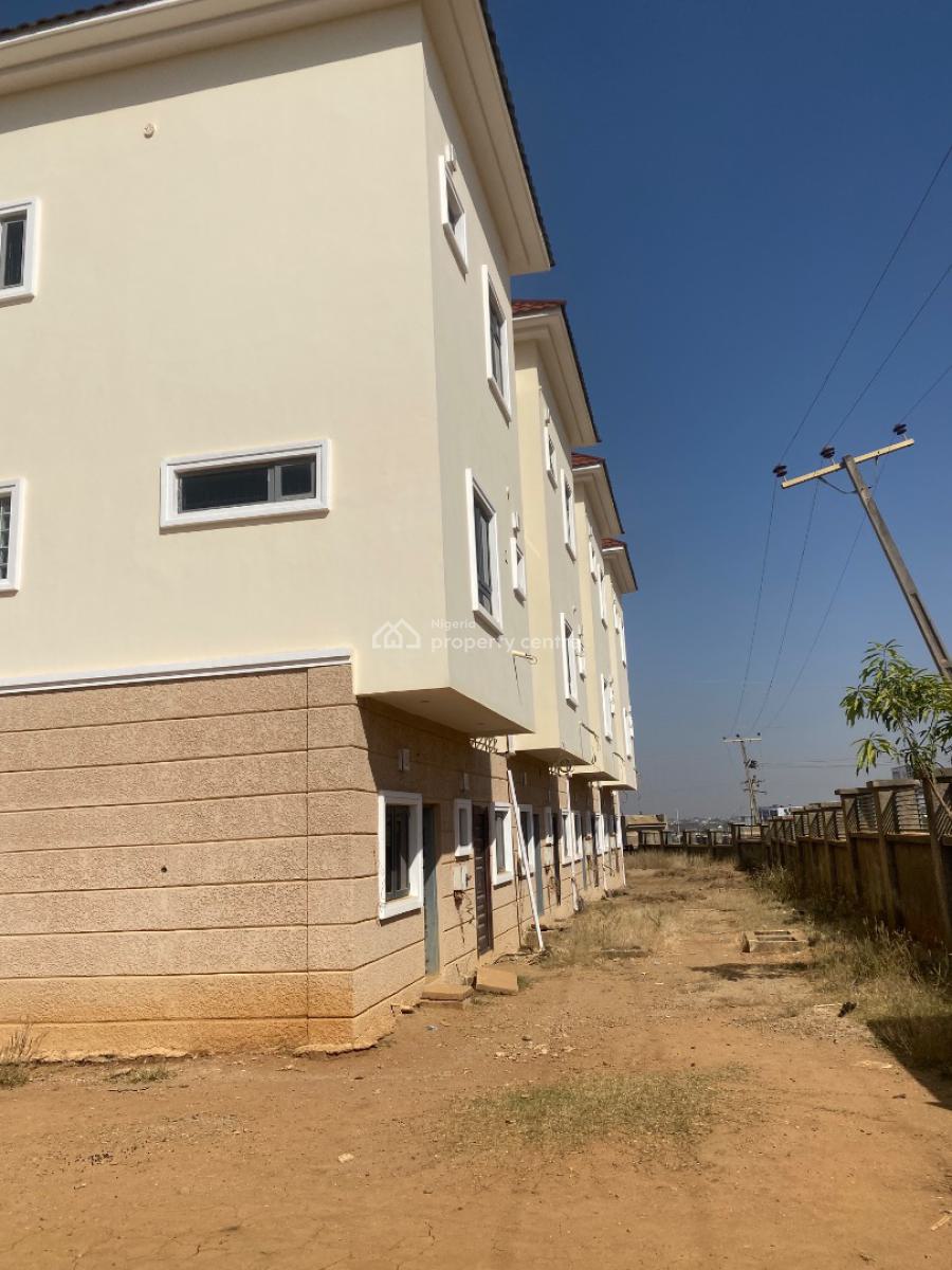 Luxury & Newly Built 4 Bedroom Terrace Duplex with Bq, First Plot By The Expressway, By Von Radio Station, Lugbe District, Abuja, Terraced Duplex for Sale