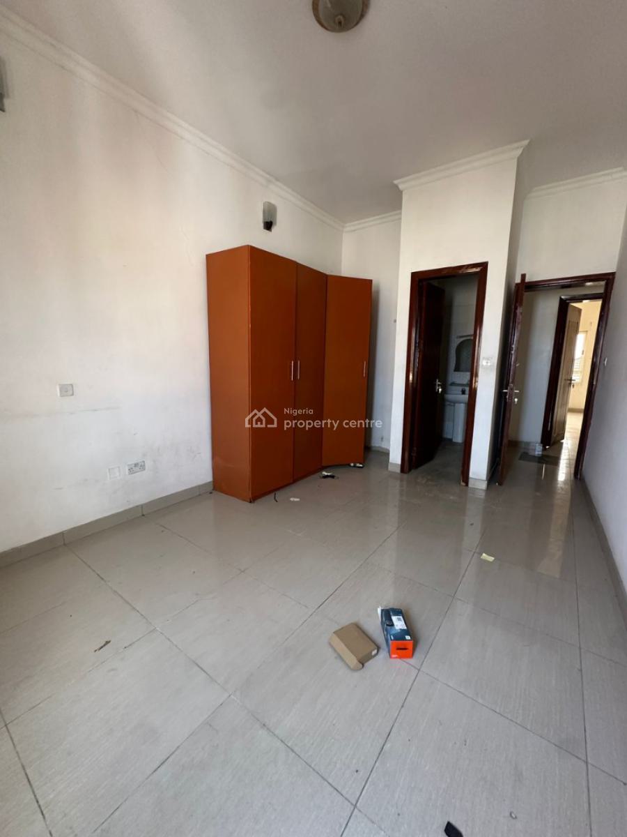 Spacious Well Maintained 3 Bedroom Apartment with Bq on The 3rd Floor, Oniru, Victoria Island (vi), Lagos, Flat / Apartment for Sale