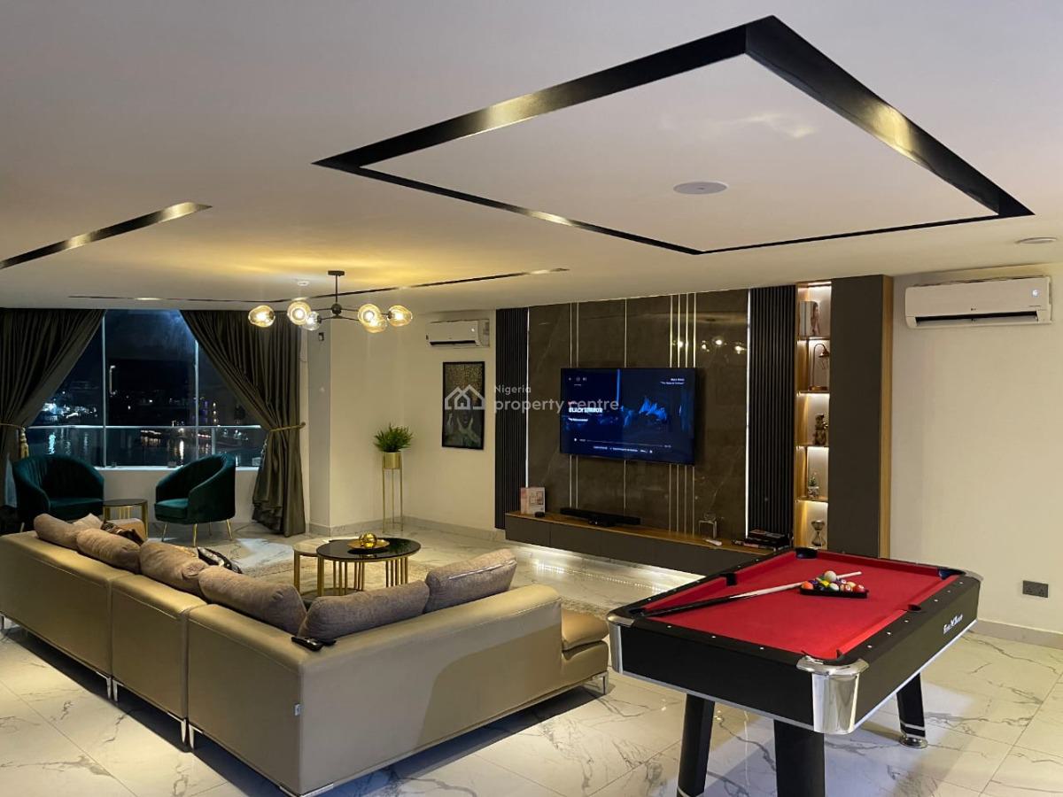 Elegant Waterfront 3-beds Apartment with Pool & Snooker, Admiralty Way, Lekki Phase 1, Lekki, Lagos, Flat / Apartment Short Let