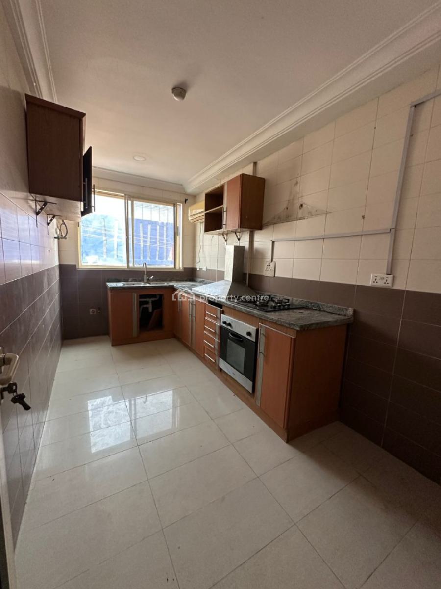Spacious Well Built 2 Bedroom Apartment with Bq on The 1st Floor, Oniru, Victoria Island (vi), Lagos, Flat / Apartment for Sale