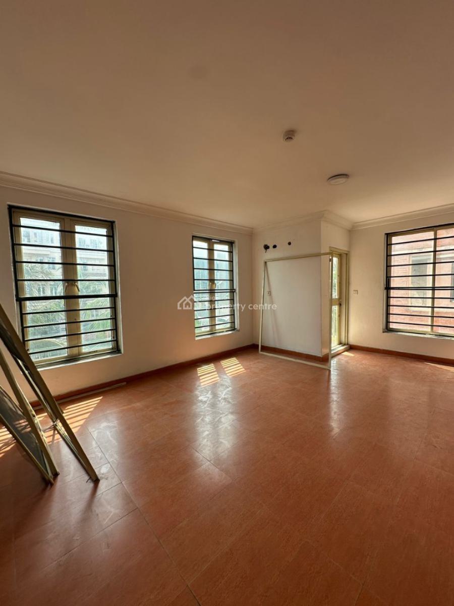 Spacious Well Built 2 Bedroom Apartment with Bq on The 1st Floor, Oniru, Victoria Island (vi), Lagos, Flat / Apartment for Sale