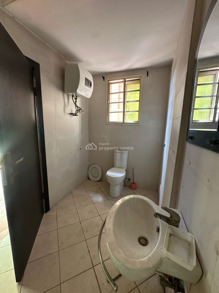 Spacious Well Built 2 Bedroom Apartment with Bq on The 1st Floor, Oniru, Victoria Island (vi), Lagos, Flat / Apartment for Sale
