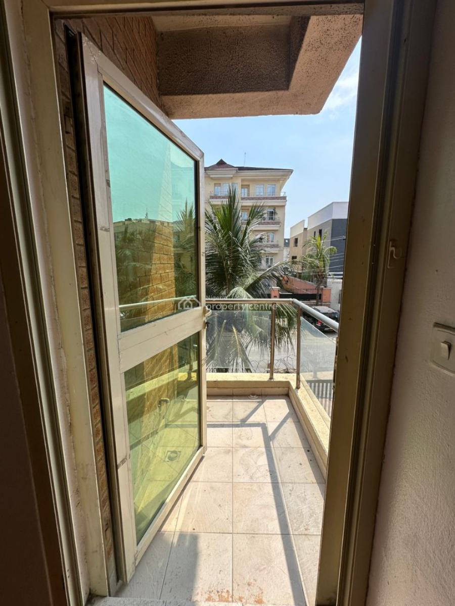 Spacious Well Built 2 Bedroom Apartment with Bq on The 1st Floor, Oniru, Victoria Island (vi), Lagos, Flat / Apartment for Sale