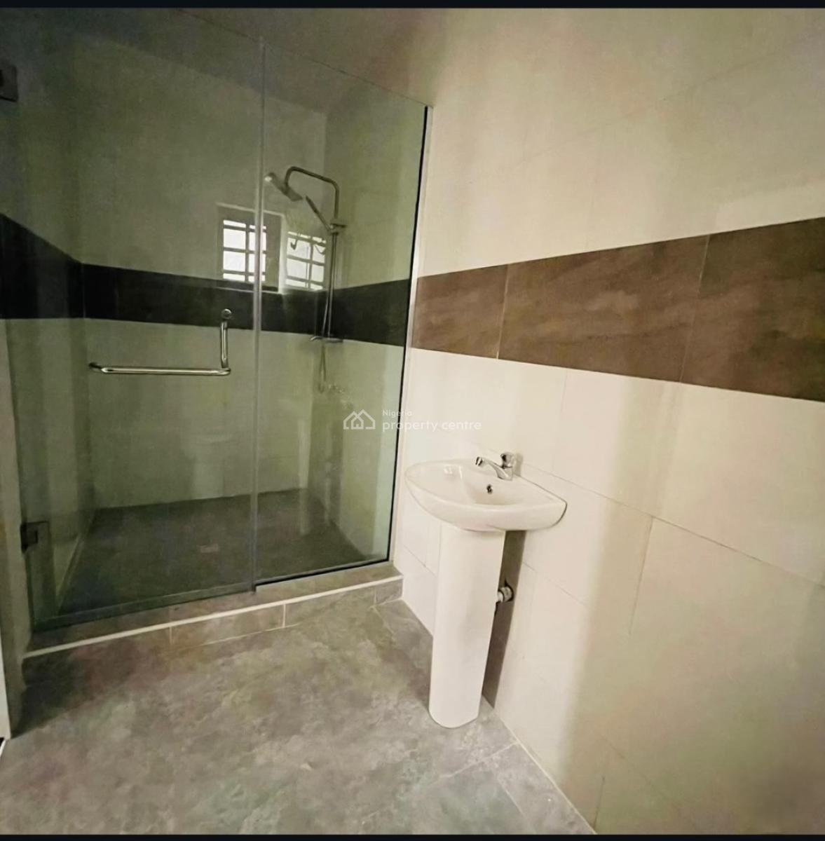 4 Bedroom Spacious  Duplex with a Bq, Ogudu Gra Phases   1, Ogudu, Lagos, Detached Duplex for Sale