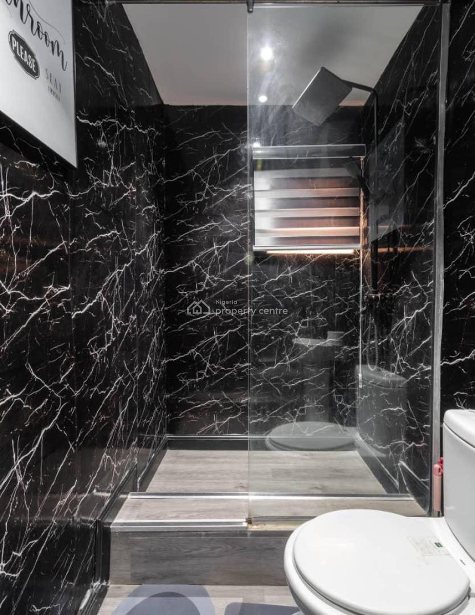 2 Bedroom Apartment, Lekki Phase 1, Lekki, Lagos, Flat / Apartment Short Let