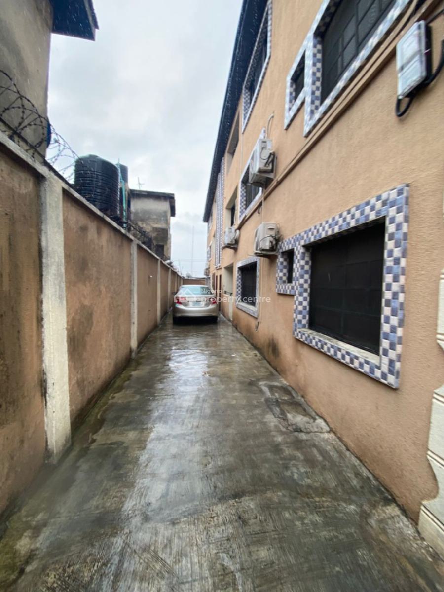 Spacious 6 Units of 3 Bedroom Flat All Rooms En-suite with Guest, Ramat Crescent, Gra, Ogudu, Lagos, Block of Flats for Sale
