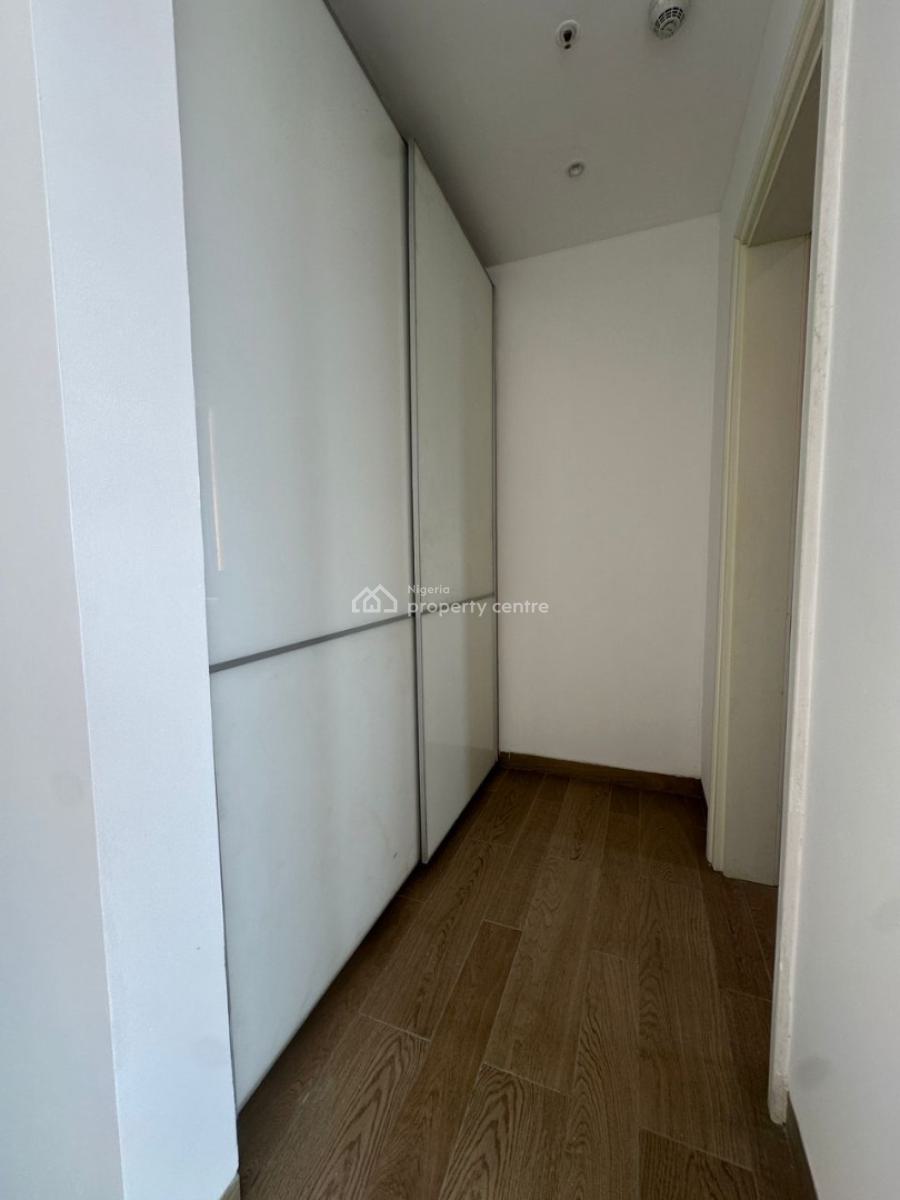 Spacious Luxury 4 Bedroom Apartment with Bq on The 10th Floor, Ikoyi, Lagos, Flat / Apartment for Sale