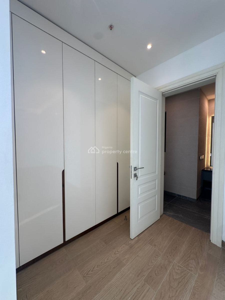 Spacious Luxury 4 Bedroom Apartment with Bq on The 10th Floor, Ikoyi, Lagos, Flat / Apartment for Sale