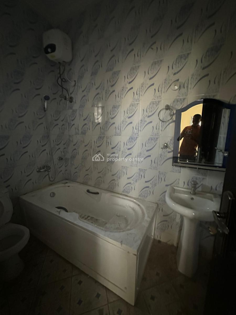 Newly Built 2bedroom Flat, Before Paradise 1 Estate, Life Camp, Abuja, Flat / Apartment for Rent